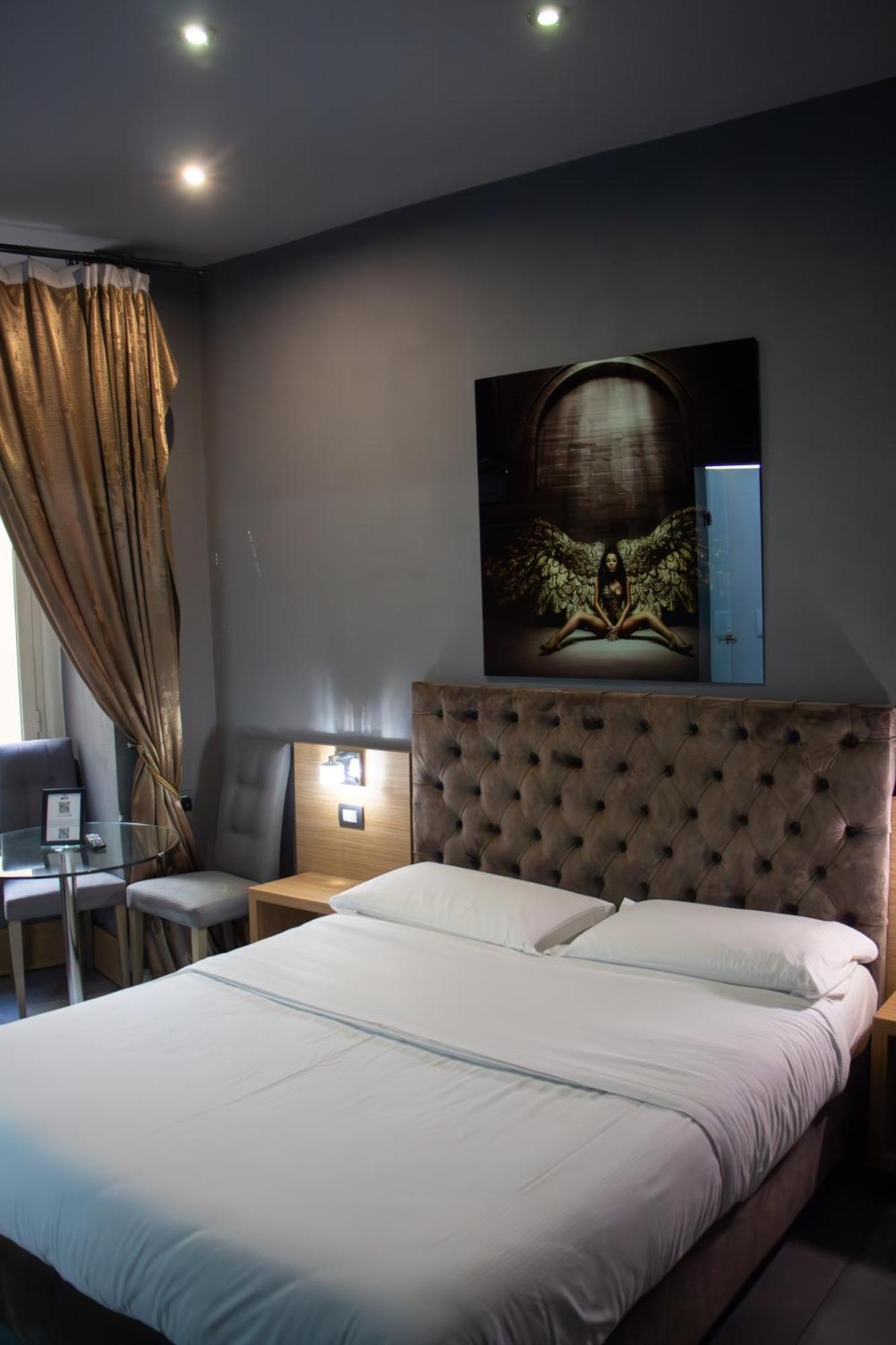 Beb Umberto I Napoli Hotel Luaran gambar