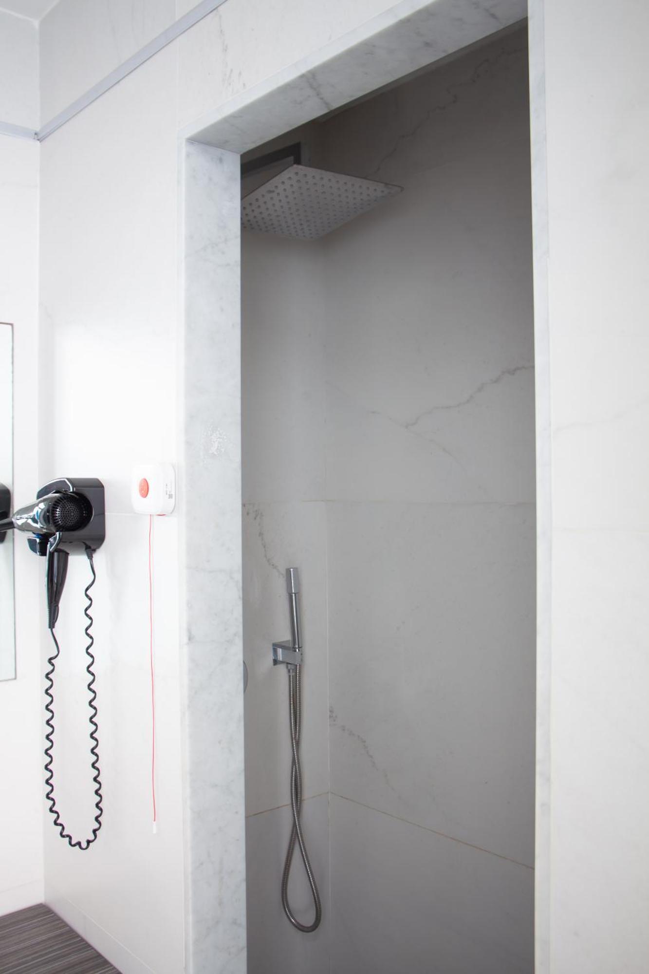 Beb Umberto I Napoli Hotel Luaran gambar